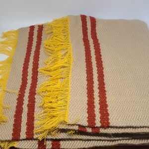 Vintage 70's set of 4 tablecloths